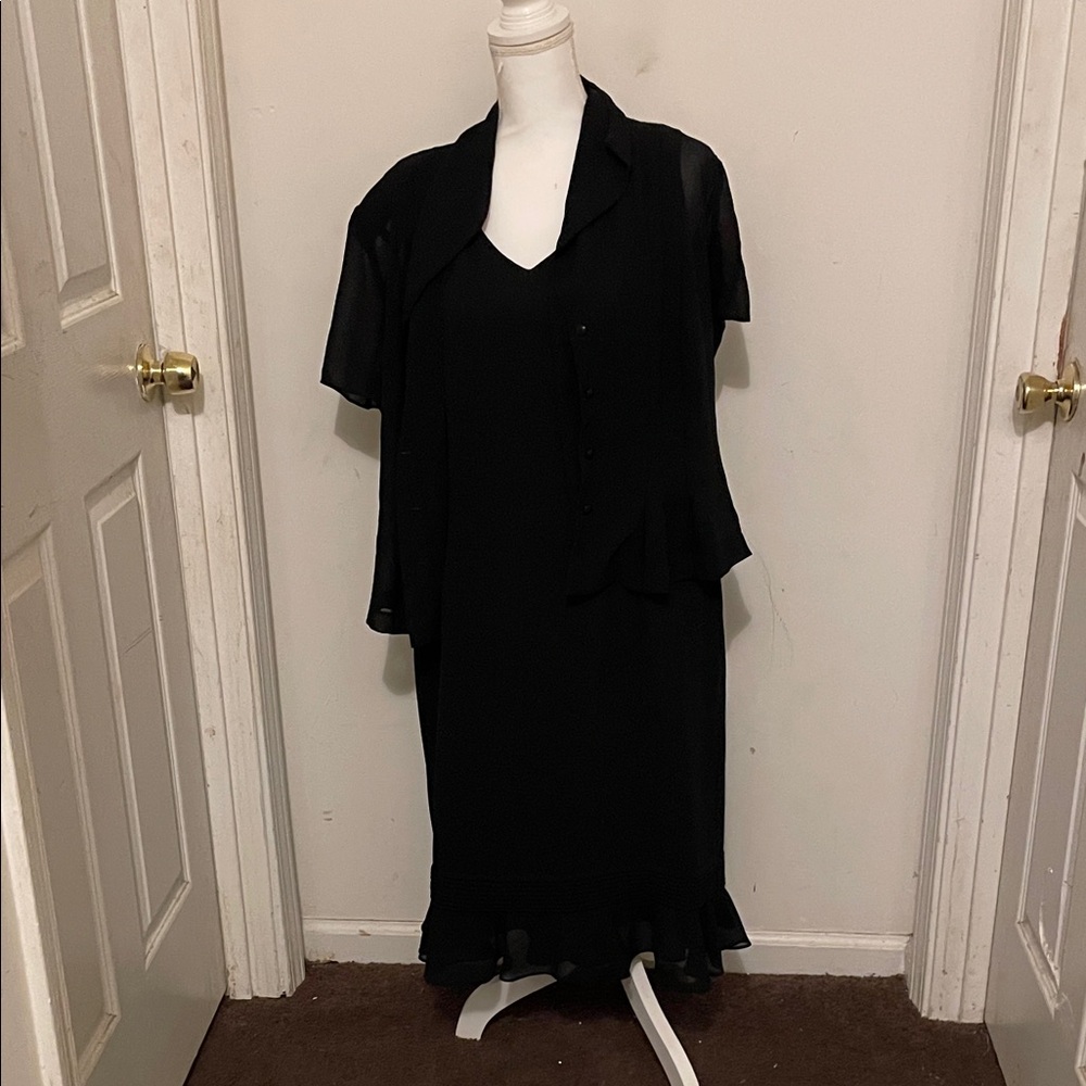 Taylor Black Garment